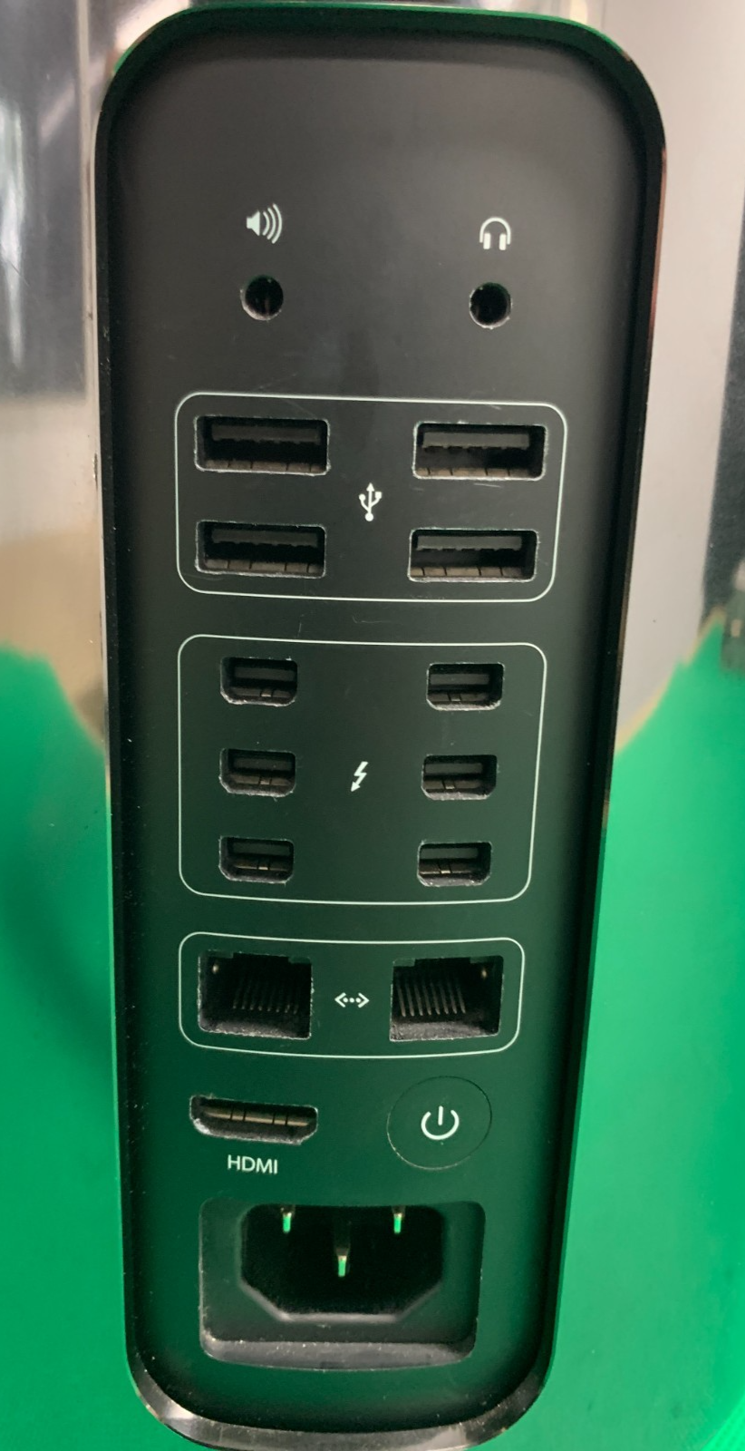 Apple MacPro A1481 Late 2013 Xeon E5-1650v2 3.5GHz 6-Core / 32GB Ram / 1TB Flash2