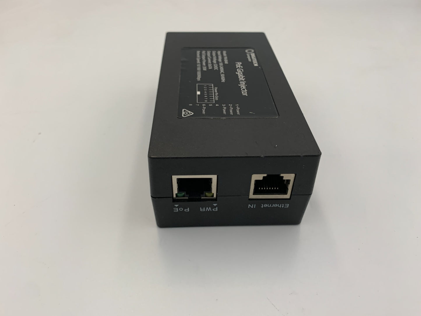 DIGITECH PoE Gigabit Injector YN-8040 With PSU1