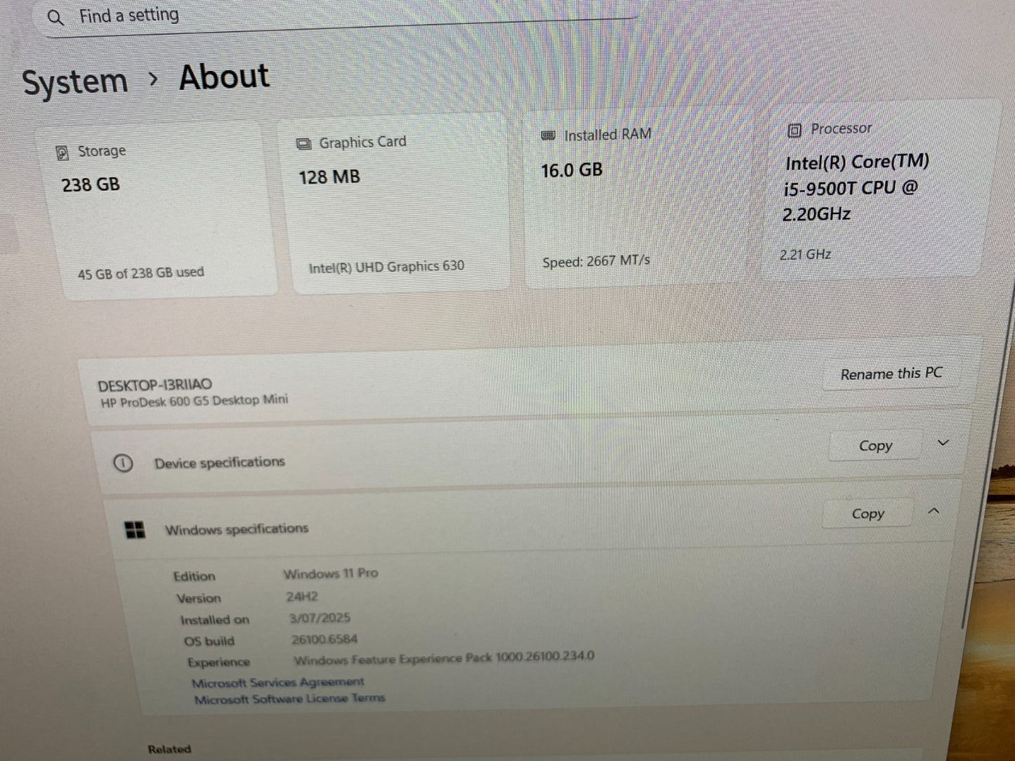 HP ProDesk 600 G5 Mini i5-9500T 2.20GHz / 16GB / 256GB SSD2