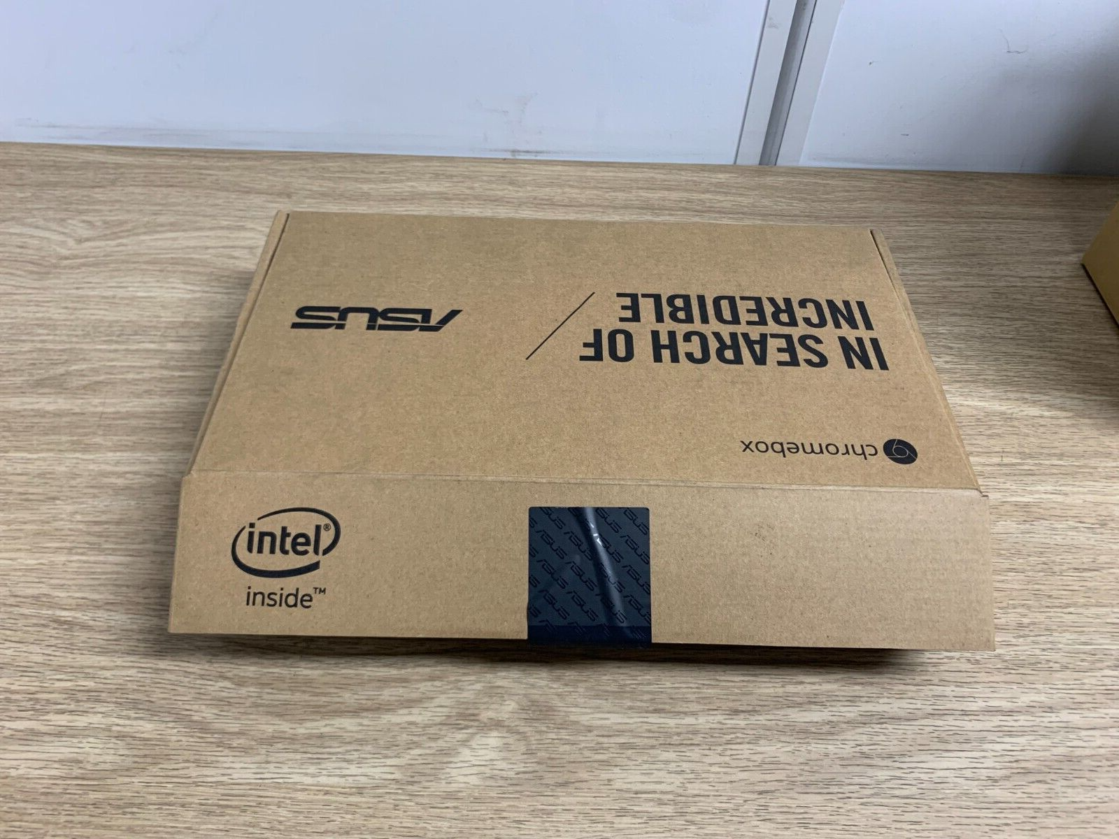 New ASUS ChromeBox3 CN65, Intel i7-8550U Processor, 8GB RAM, 32GB SSD0