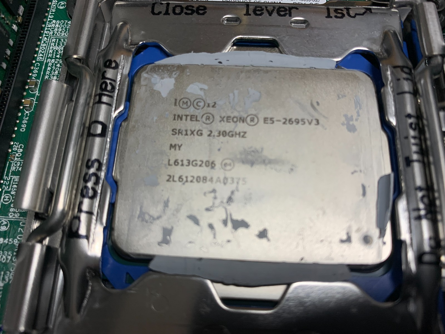 HP Proliant BL460C Gen9 Blade 2x Xeon E5-2695V3 / 256GB Ram / No HDD3
