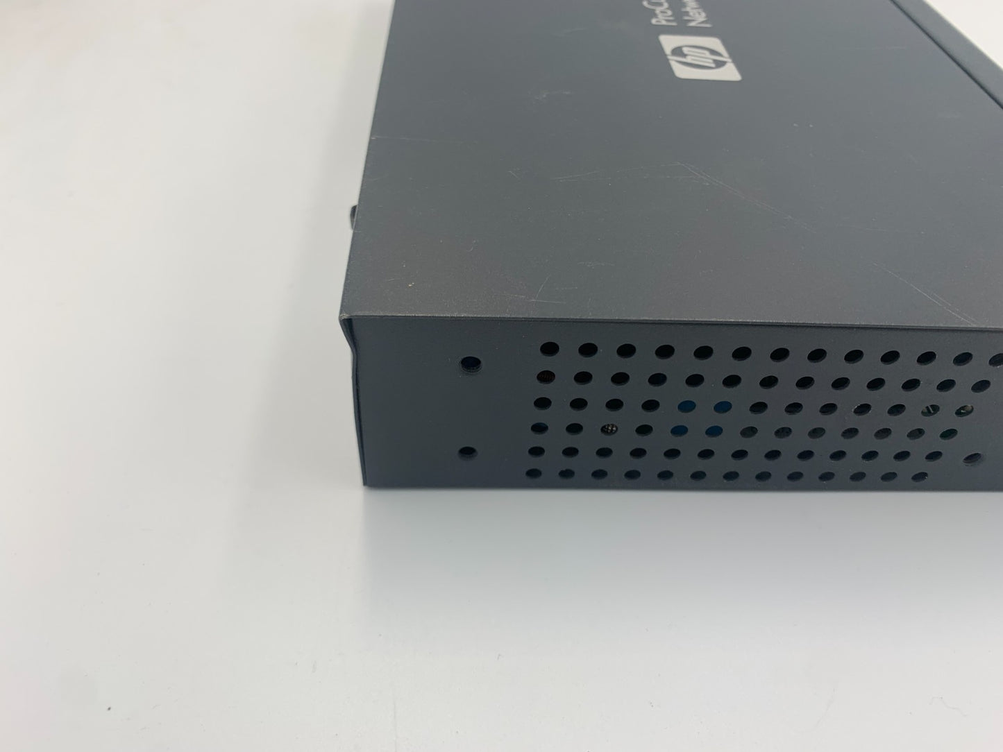 HP ProCurve 2520G-8-PoE 10/100/1000 8 Port Switch J9298A No PSU2