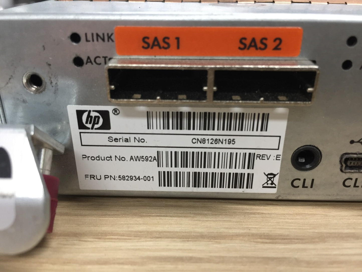 HP StorageWorks MSA Storage P2000 SAS 582934-001 AW592A Controller1