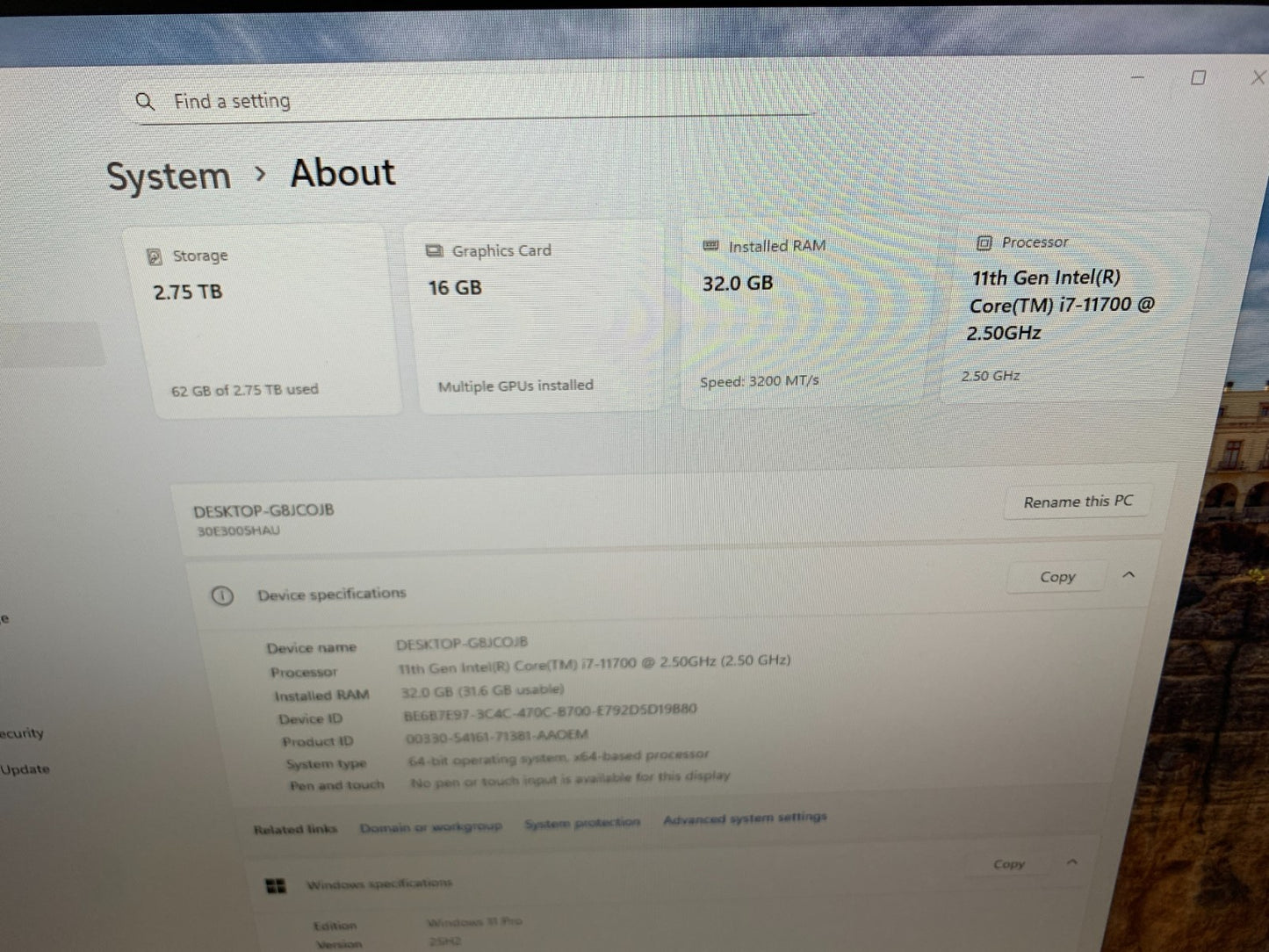 Lenovo ThinkStation P350 i7-11700 2.50GHz / 32GB / 1TB SSD & 2TB HDD 16GB Graph3