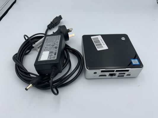 Intel NUC NUC6i5SYK i5-6260U 1.80GHz / 8GB / 256GB SSD