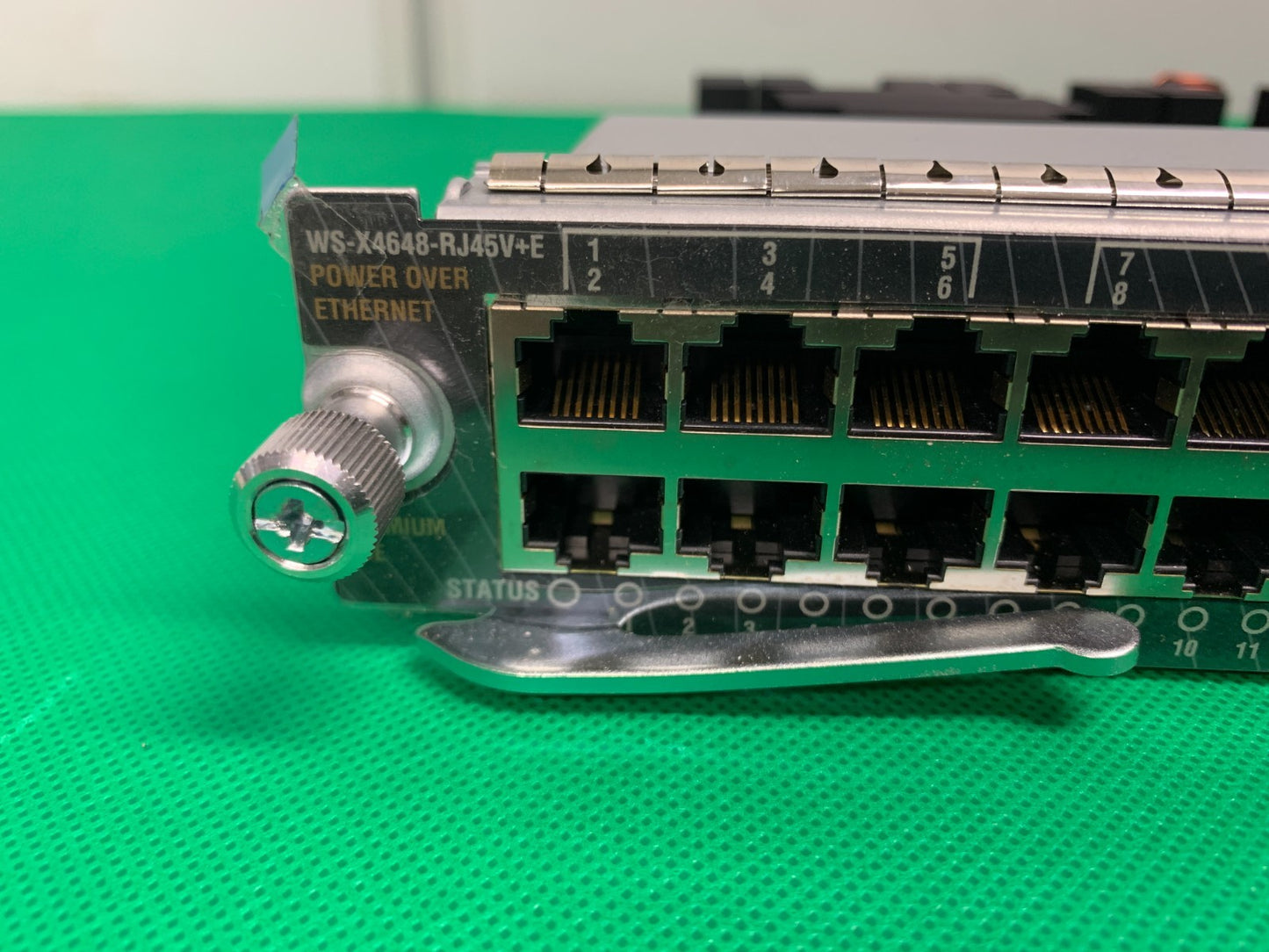 Cisco WS-X4648-RJ45V+E 48-Port Gigabit Ethernet Switch Module1