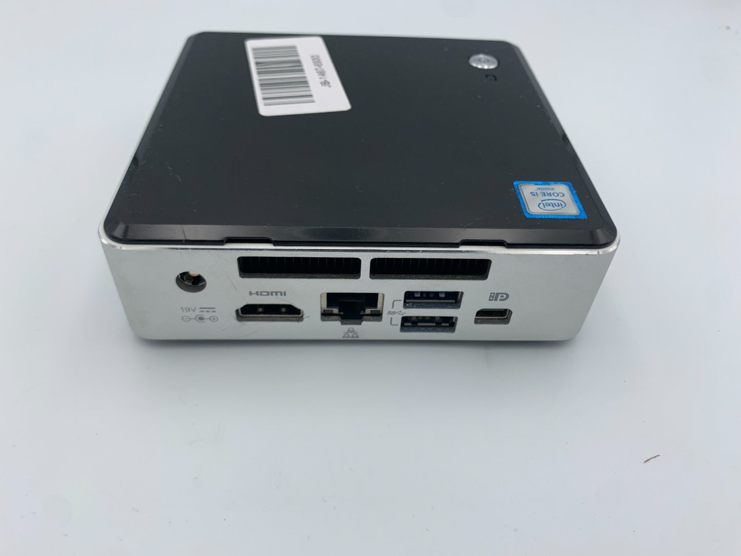 Intel NUC NUC6i5SYK i5-6260U 1.80GHz / 8GB / 256GB SSD