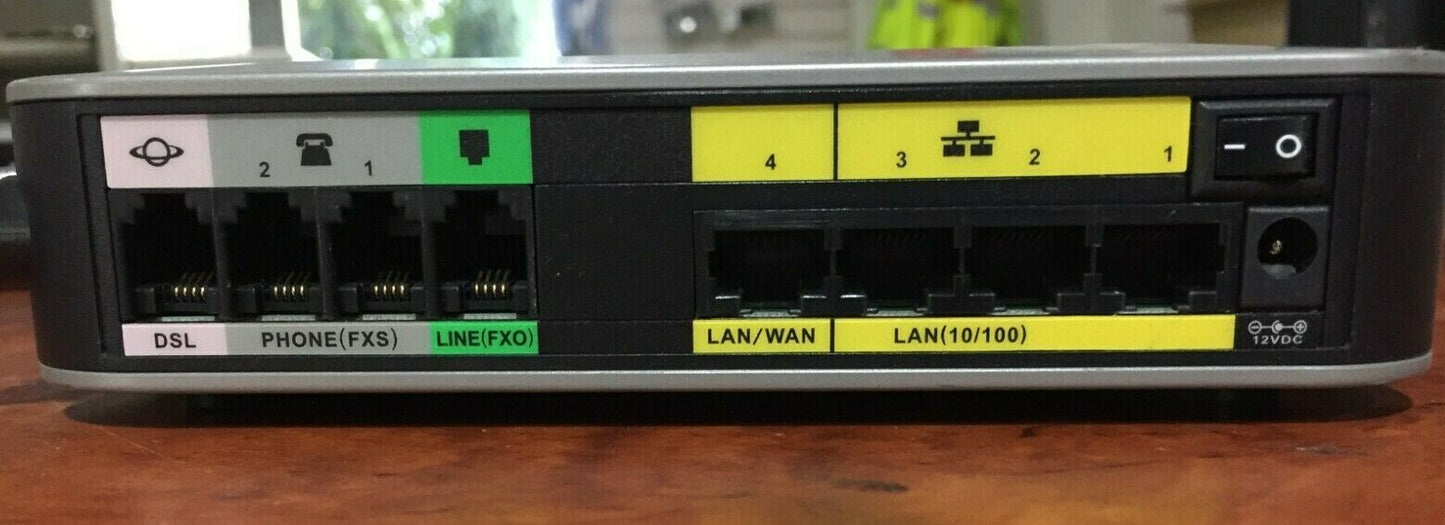 Cisco Small Business SRP500 Series SRP527W ADSL2+ Annex A2
