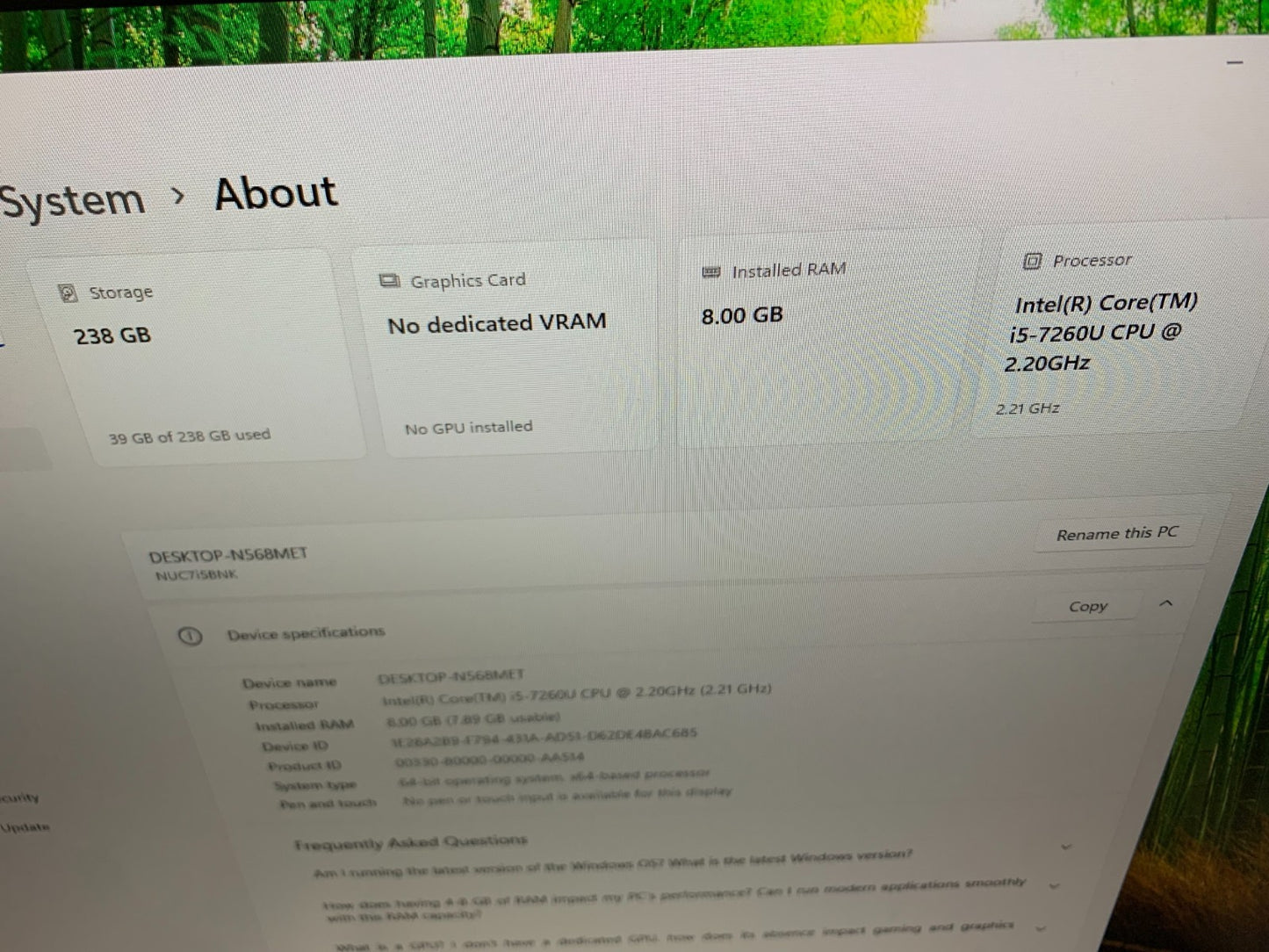 Intel NUC NUC7i5BNK i5-7260U 2.20GHz / 8GB / 256GB SSD2