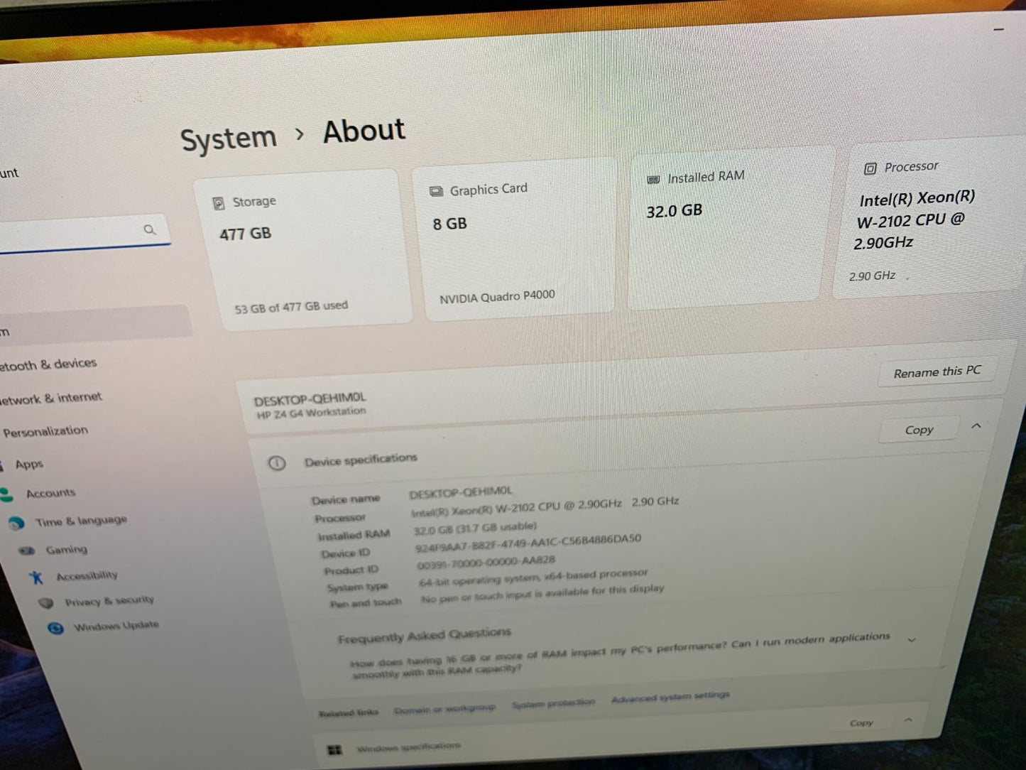 HP Z4 G4 Workstation Xeon W-2102 2.90GHz / 32GB Ram / 2x 256GB SSD P40004
