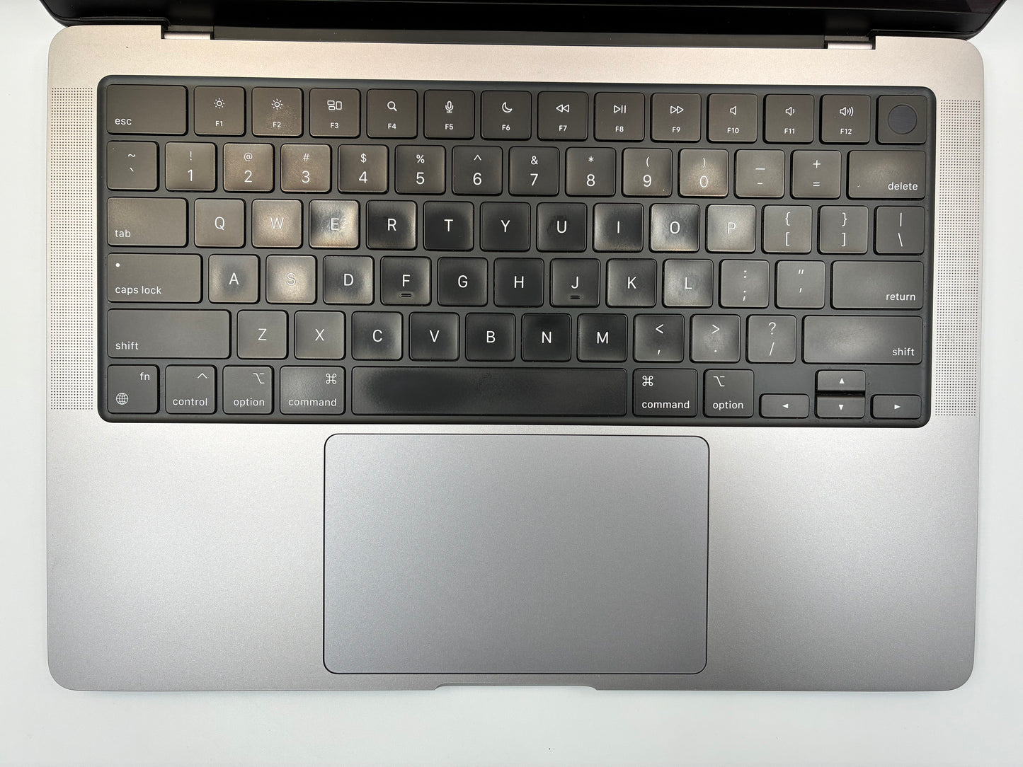Apple MacBook Pro 14" 2021 M1 Pro 16GB 512GB SSD 8-Core CPU 14-Core GPU
