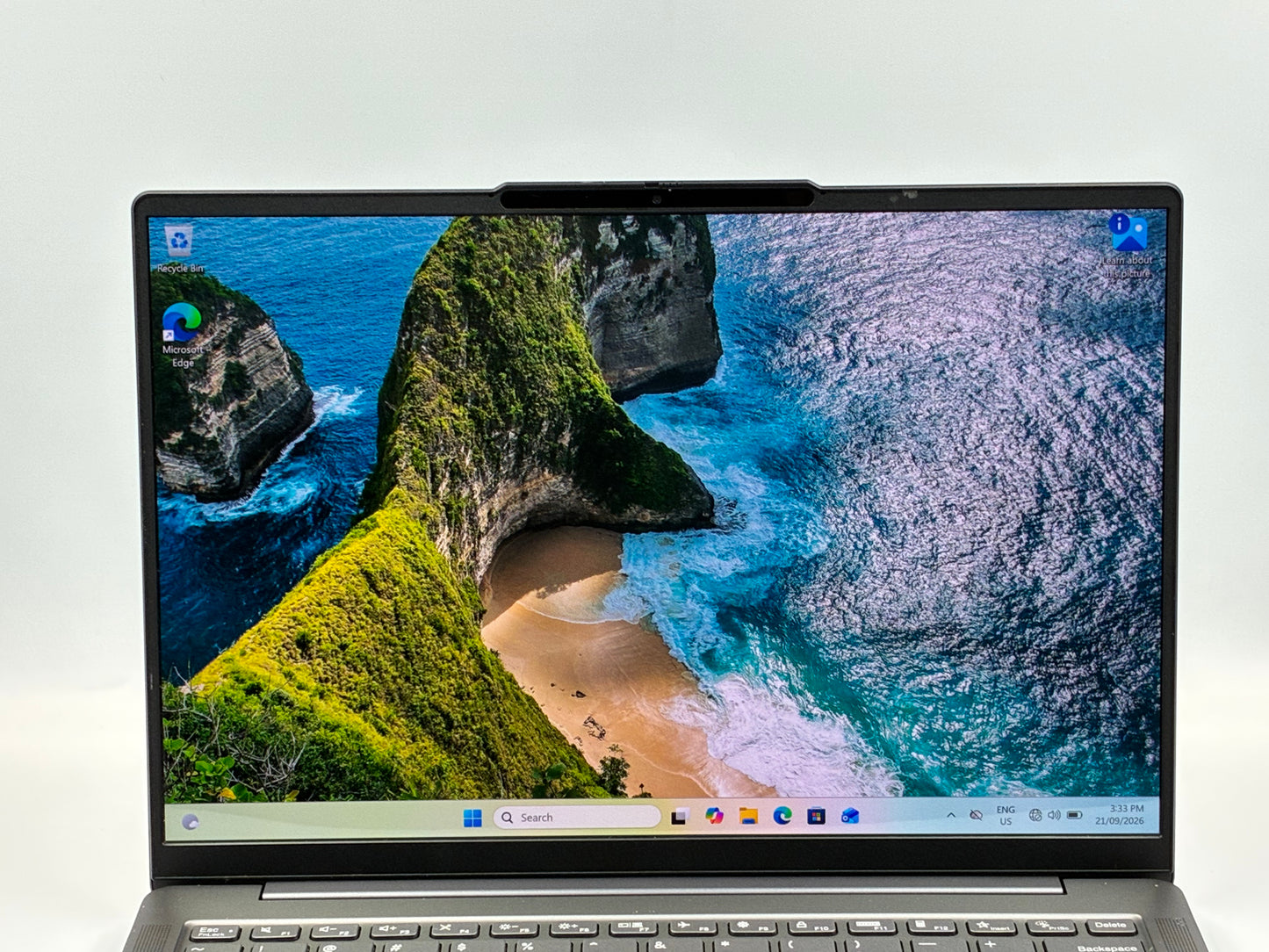 Lenovo Yoga Slim 6i Intel Core i7-13700H 16GB RAM 1TB SSD Win 11 Pro